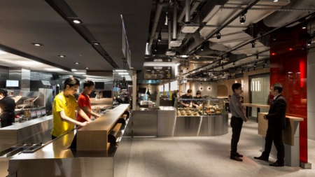 Как выглядит новое поколение ресторанов быстрого питания McDonald’s Next в Гонконге