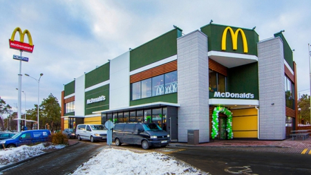 МакДональдз возле м. «Дарница» в Киеве открыт после реконструкции