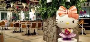 В Сингапуре открылось первое в мире круглосуточное кафе Hello Kitty