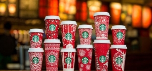 Рождественские чашки Starbucks украсили рисунки 13 женщин из 6 стран