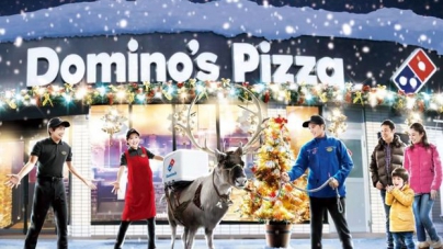 Domino’s запустила рождественскую доставку на оленях
