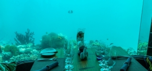 В Норвегии открыли подводный ресторан